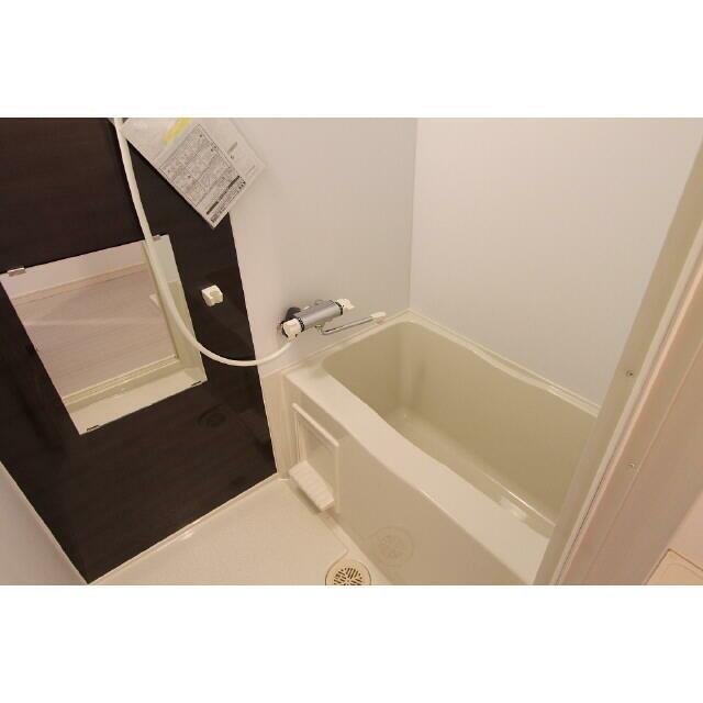 バス・シャワールーム　風呂