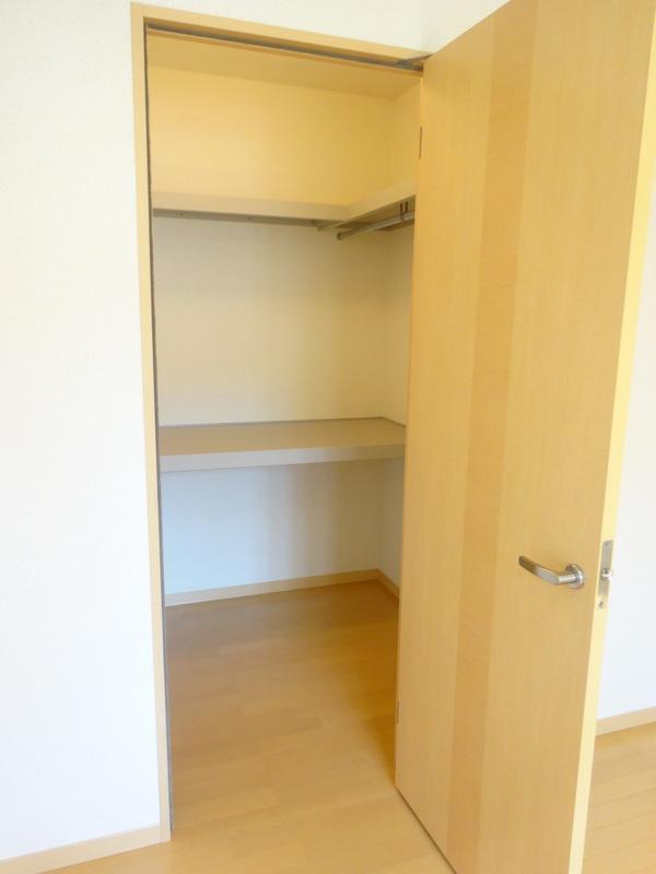 収納　ウォークインクローゼット