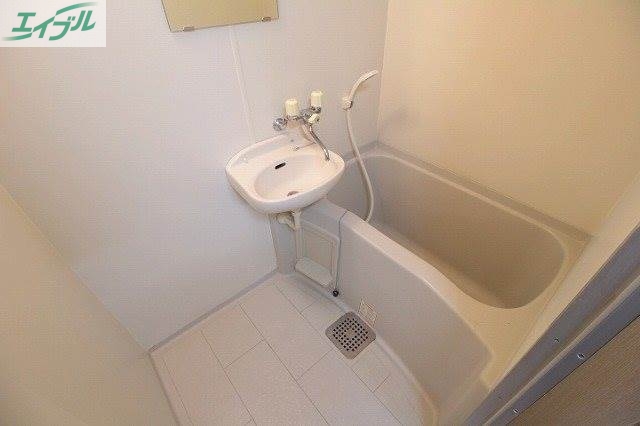 バス・シャワールーム　お風呂（同タイプです）