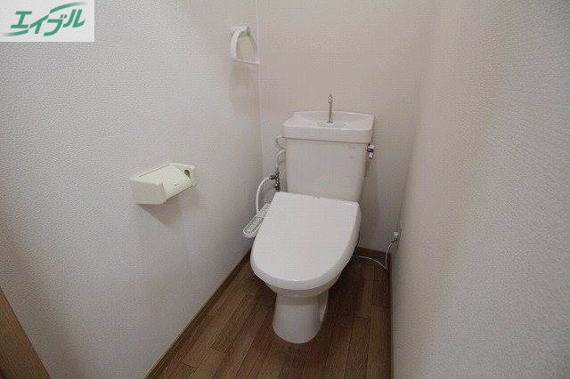 トイレ　トイレ（同タイプです）