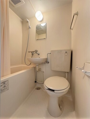 バス・シャワールーム　３点ユニットバス　全体