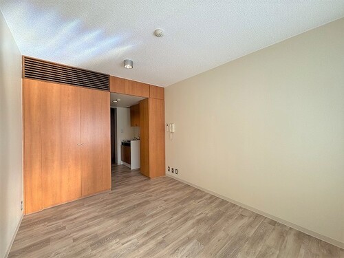 その他部屋・スペース　洋室別角度　約６．０畳　エアコン有