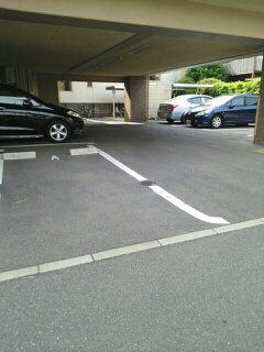駐車場　駐車場