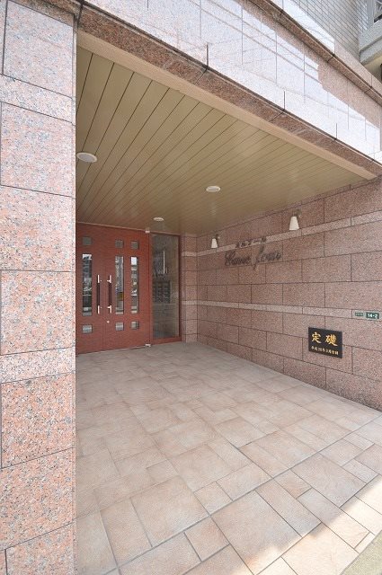 エントランス　エントランス