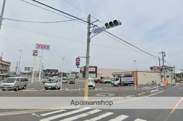 コンビニ　セブンイレブン（コンビニ）まで506m