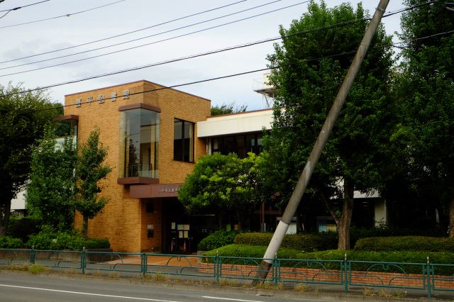 図書館　喜平図書館（図書館）まで1m