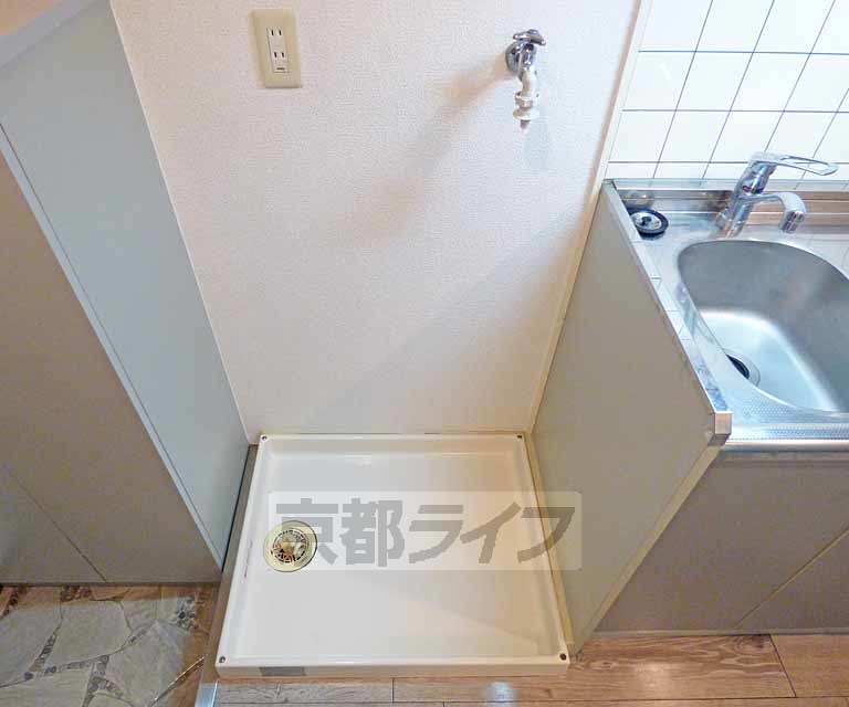 その他設備　室内洗濯機置きです。