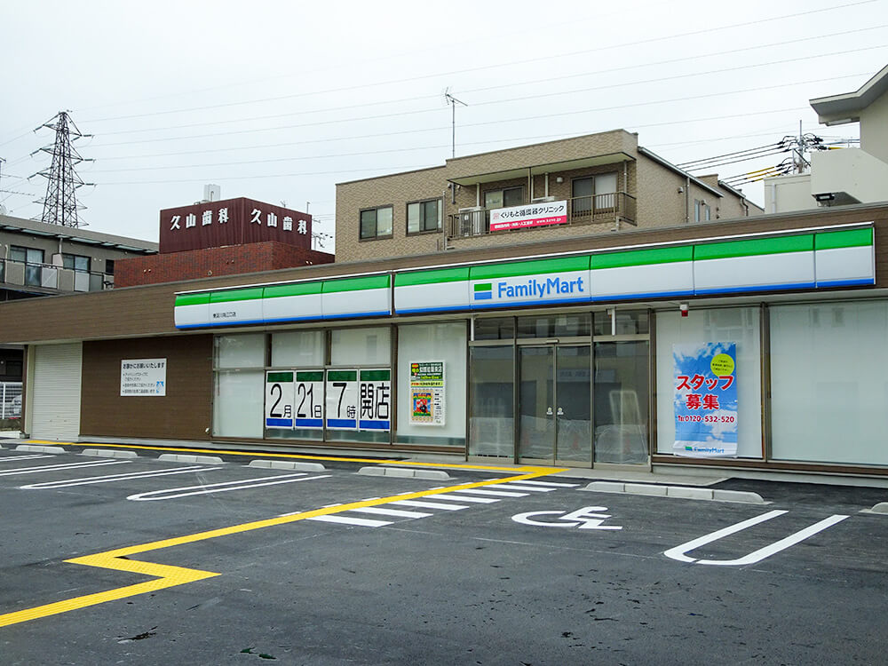 コンビニ　ファミリーマート 井高野駅前店（コンビニ）まで198m