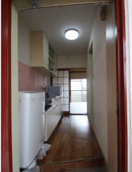 玄関　※他号室の写真です。