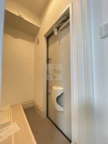 玄関　コルモ板橋