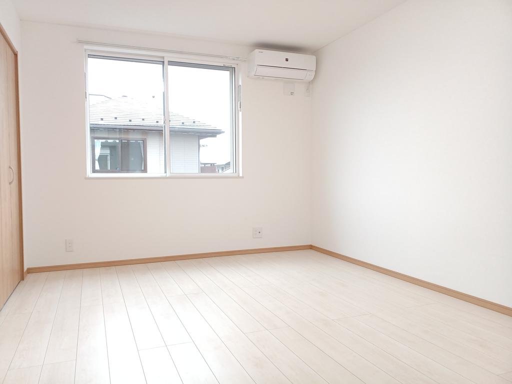 居室・リビング　日当りが良く明るい室内♪