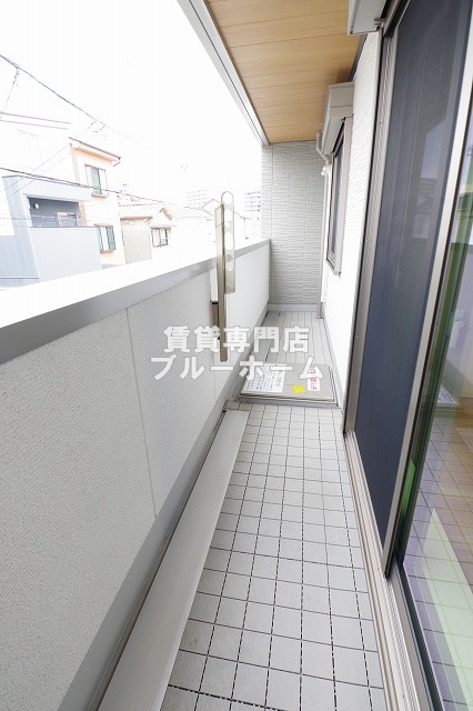 バルコニー　ゆとりのあるバルコニー！