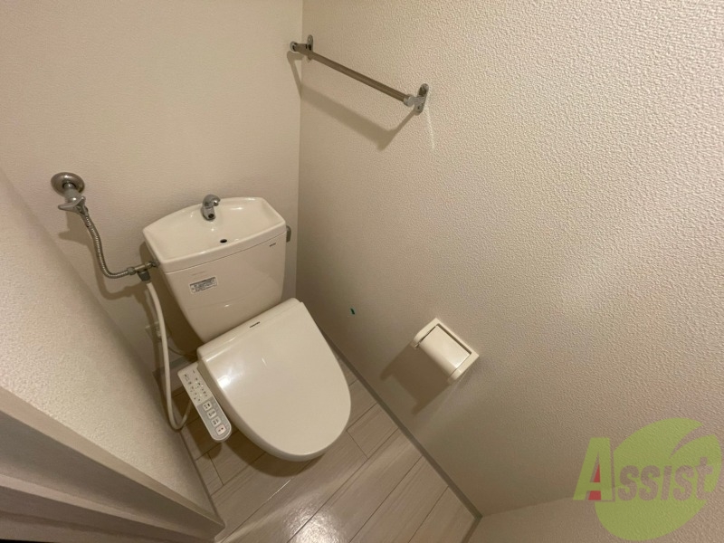 トイレ　トイレです。ウォシュレット付を探している方、おすすめです。
