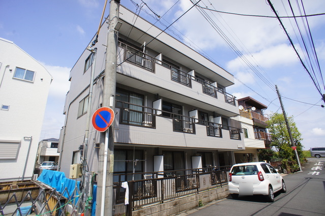 建物外観　東都管理物件ですので、２４時間対応しております！