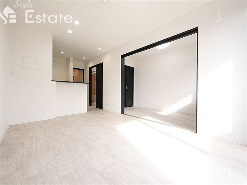 居室・リビング　内装