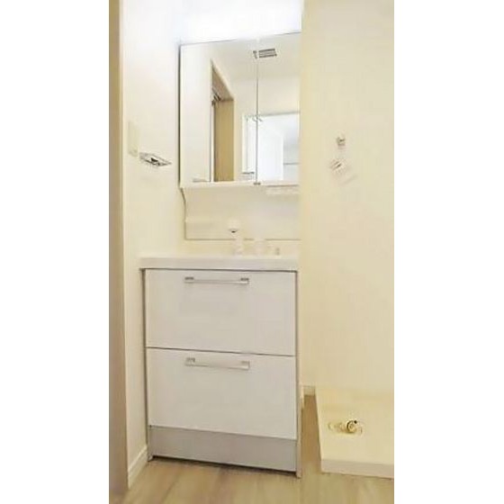 洗面設備　同型モデル