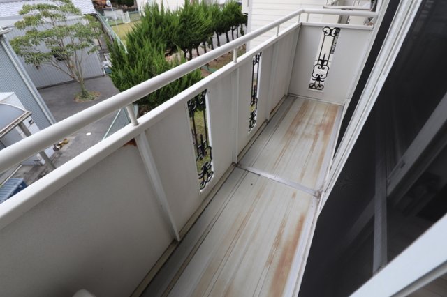 バルコニー　冬築タウン A棟