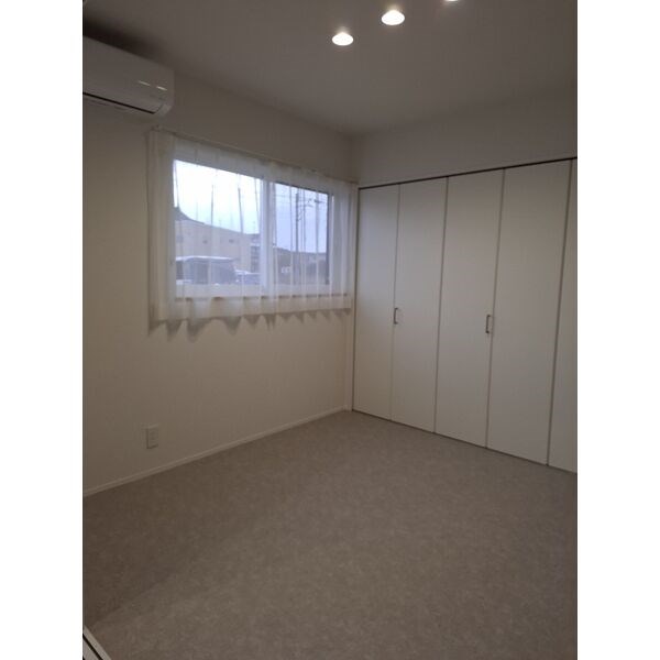 居室・リビング　洋室9.7帖