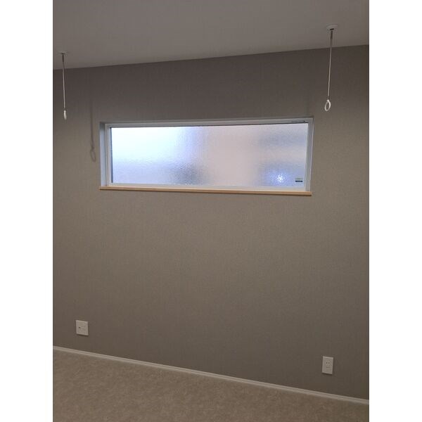 その他設備　室内物干し完備