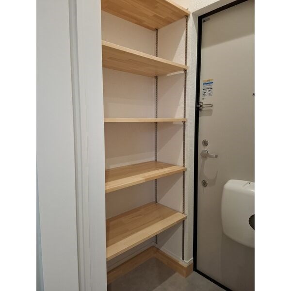 玄関　大容量のシューズボックス