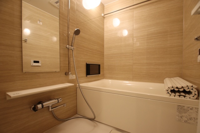 バス・シャワールーム　※別室の参考写真の為、現況優先です。