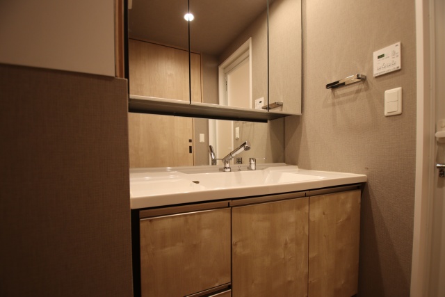 洗面設備　※別室の参考写真の為、現況優先です。