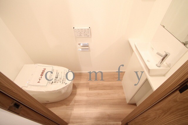 トイレ　ウォシュレット付きトイレ