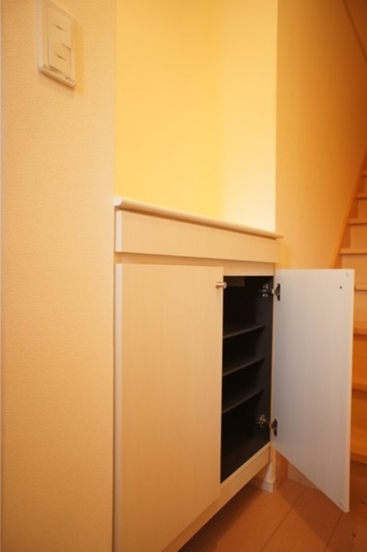 玄関　図面と現状に相違がある場合には現状を優先