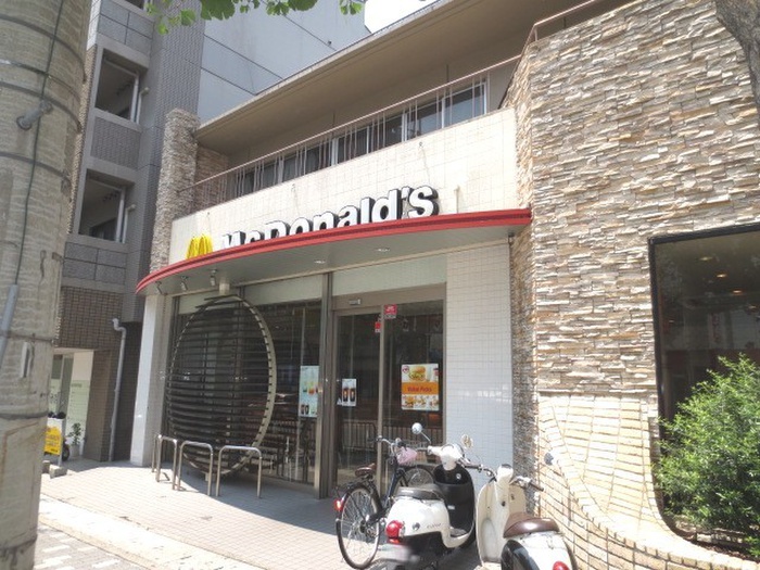 飲食店　マクドナルド（飲食店）まで961m