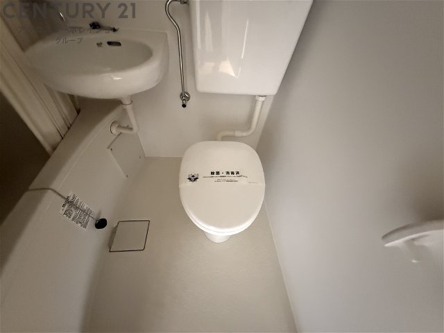 トイレ　ユニットバス内のトイレです♪