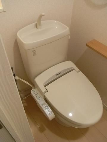 トイレ　ウォシュレット