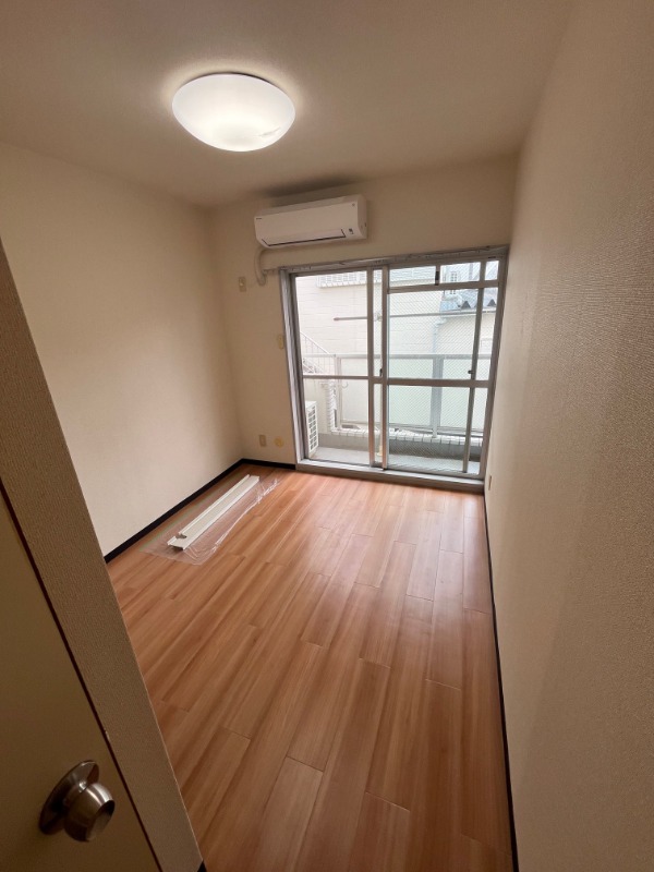 居室・リビング　※他部屋参考写真