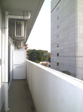 バルコニー　南向き！