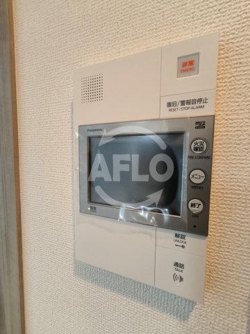 セキュリティ　レオンコンフォート九条アルバ　モニター付きインターフォン