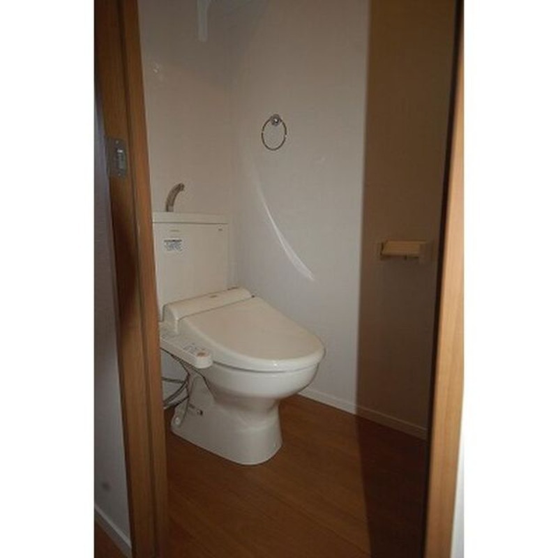 トイレ　図面と現状に相違がある場合には現状を優先