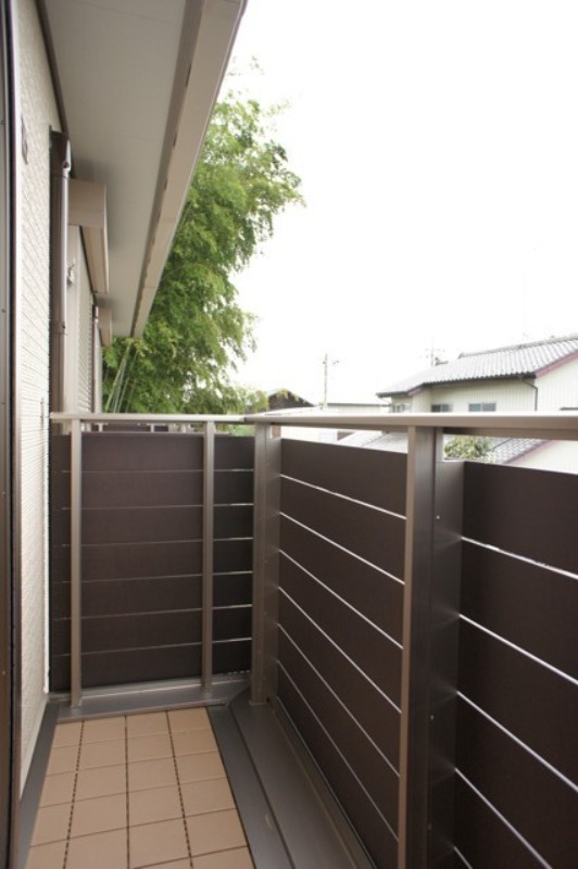 バルコニー　図面と現状に相違がある場合には現状を優先