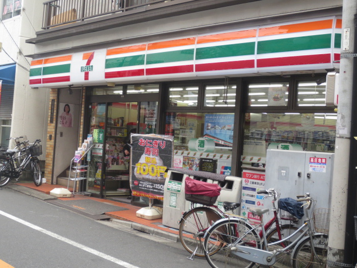 コンビニ　セブンイレブン豊島北大塚店（コンビニ）まで144m