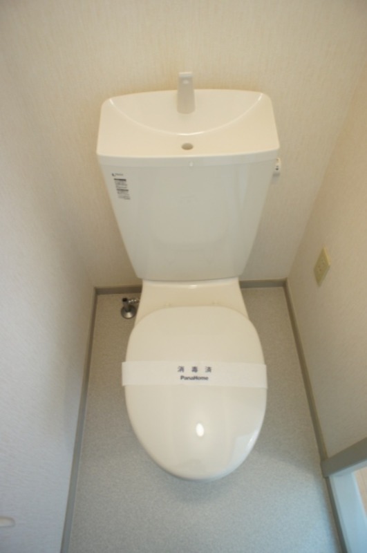 トイレ　図面と現状に相違がある場合には現状を優先