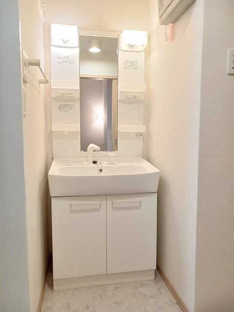 洗面設備　洗面所