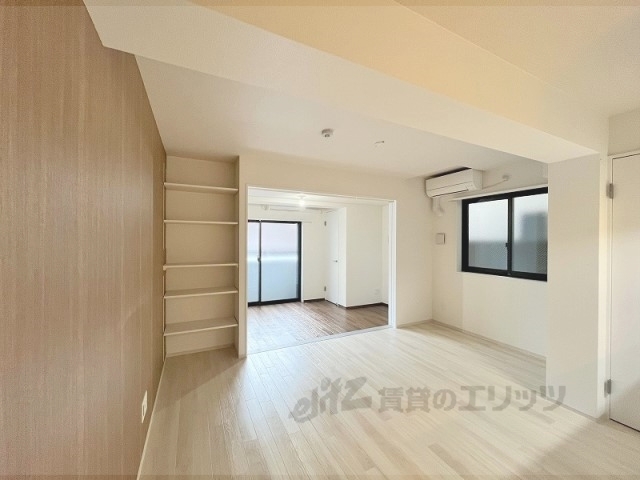 居室・リビング　リビング