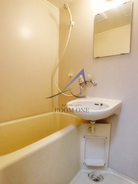 バス・シャワールーム　お風呂です。