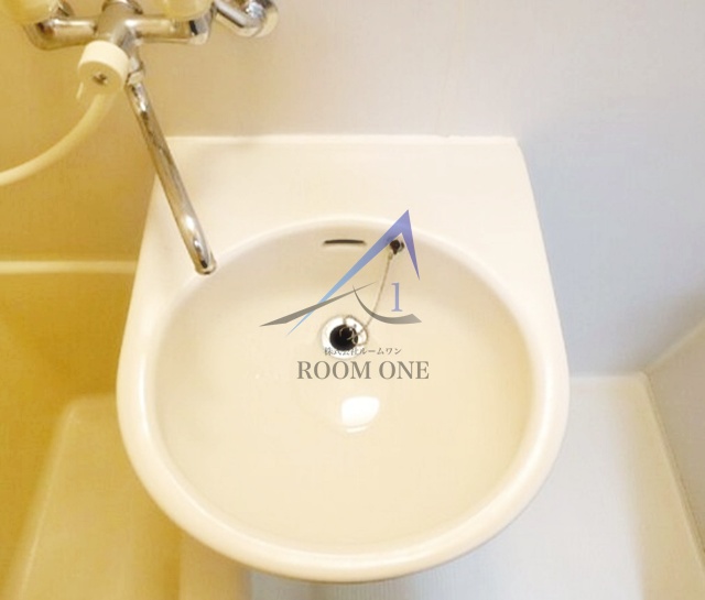 洗面設備　洗面台です。