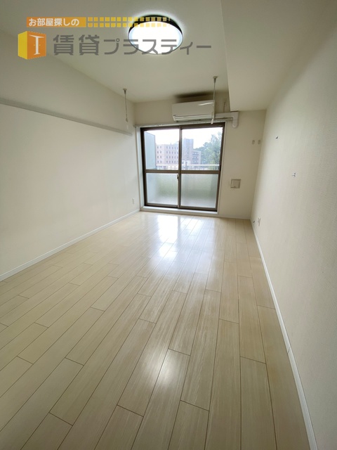 居室・リビング　広くてレイアウトしやすい間取りですよ