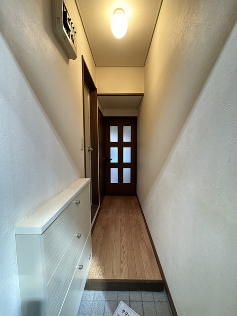 玄関　別部屋参考写真です