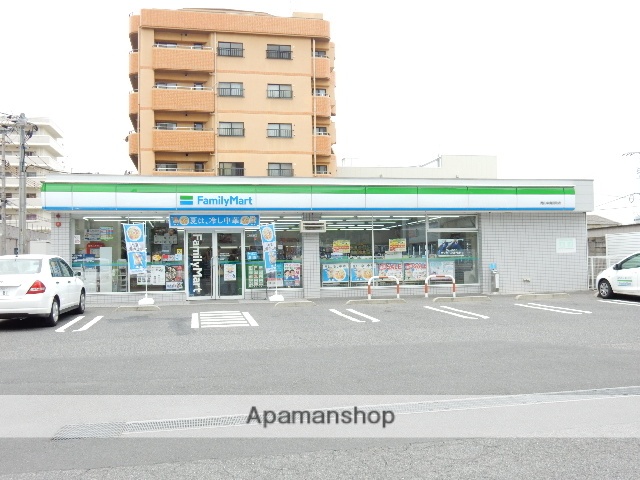 コンビニ　ファミリーマート／中島田町店（コンビニ）まで130m