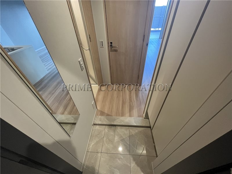 玄関　※参考写真※