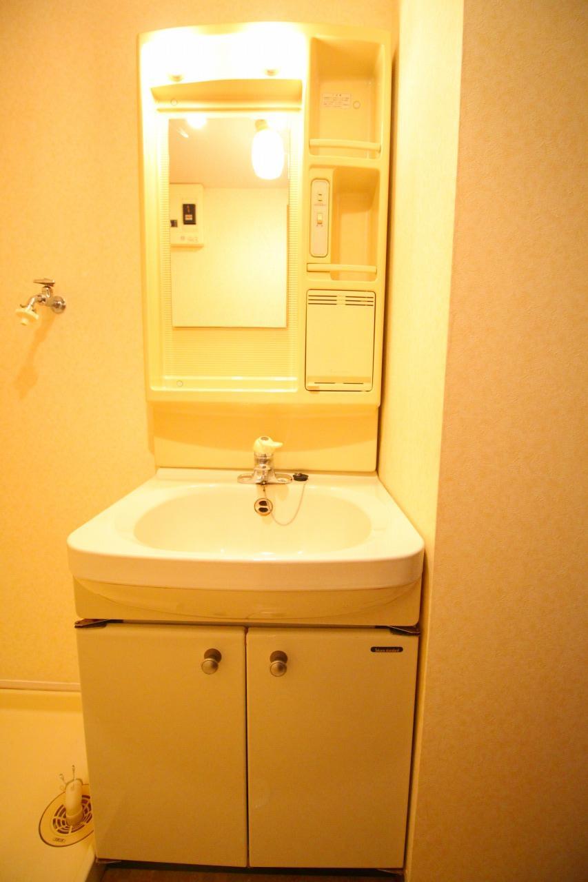 洗面設備　※写真他部屋参照