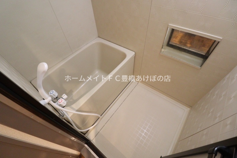 バス・シャワールーム　同型別部屋写真