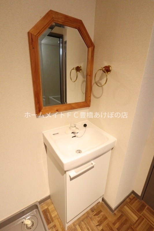 洗面設備　同型別部屋写真