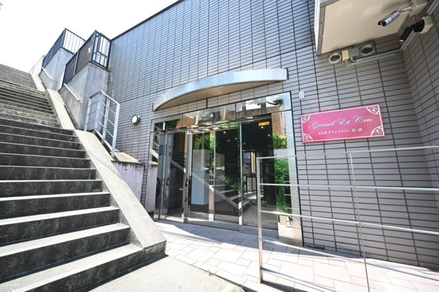 エントランス　毎日通るエントランスはこのようになっています